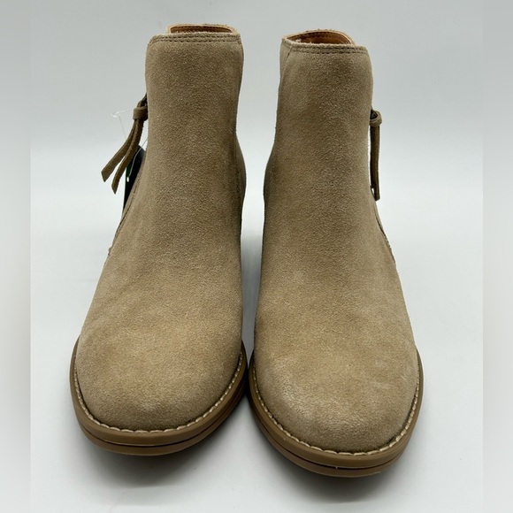 White Mountain Taupe Suede Ankle Boots | Size 7.5 NIB | Side Zip Block Heel - Picture 4 of 13